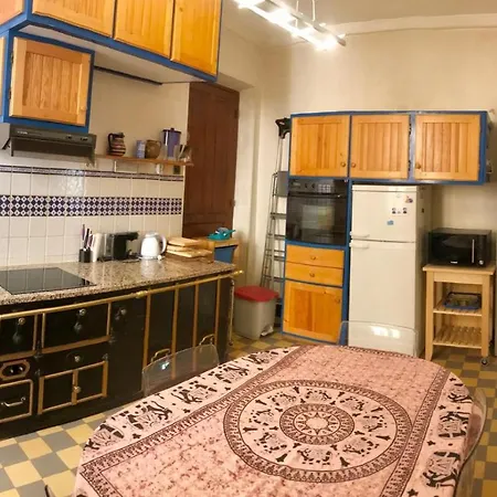 Apartment 9 Rue Manuel
