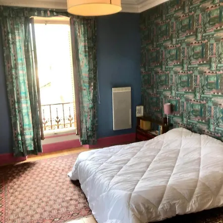 9 Rue Manuel Apartment *